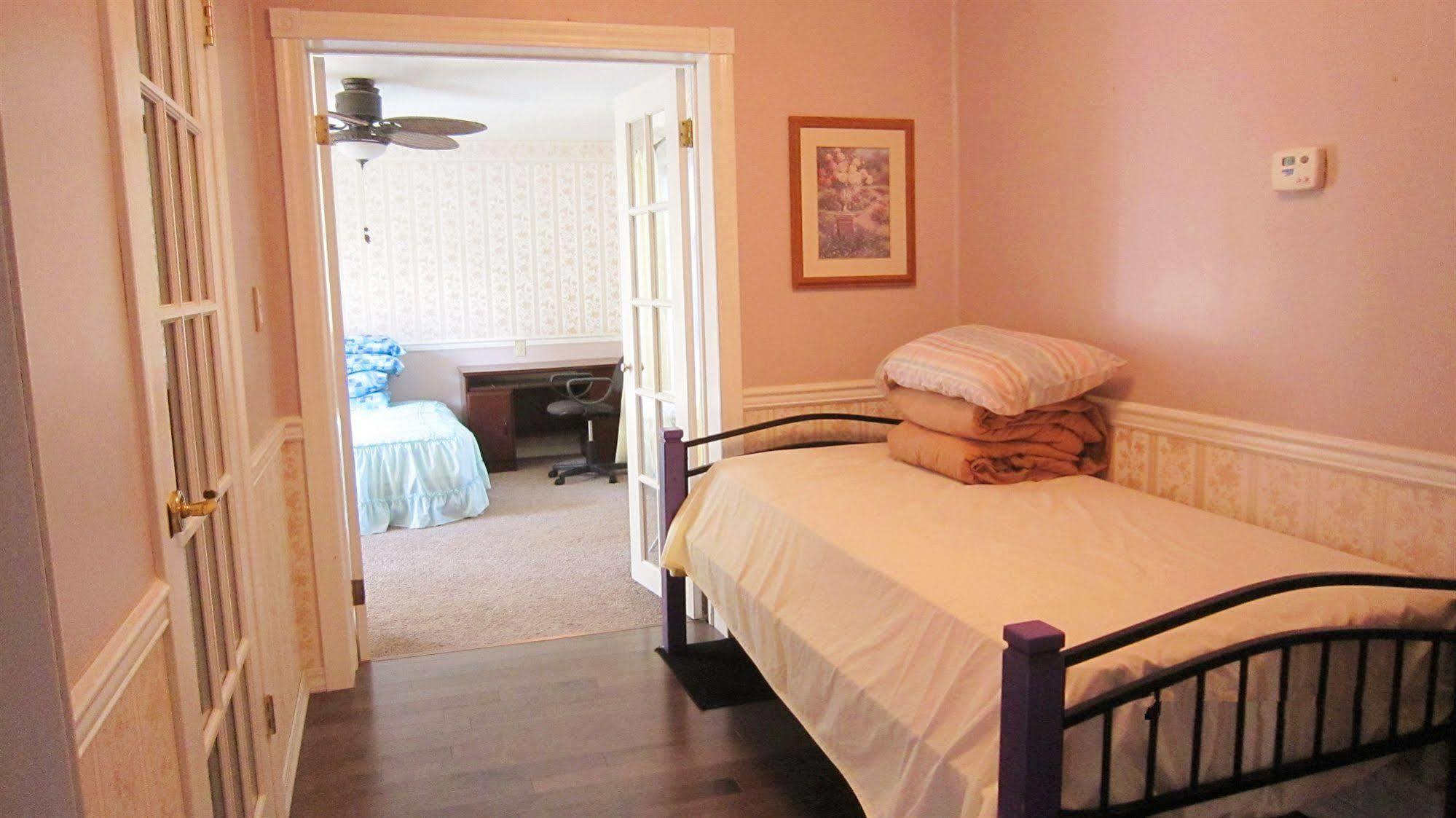 Wenxin B&B Regina Eksteriør bilde